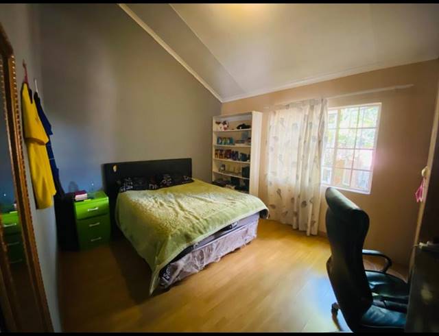 3 BEDROOM HOUSE FOR SALE IN HALFWAY GARDENS